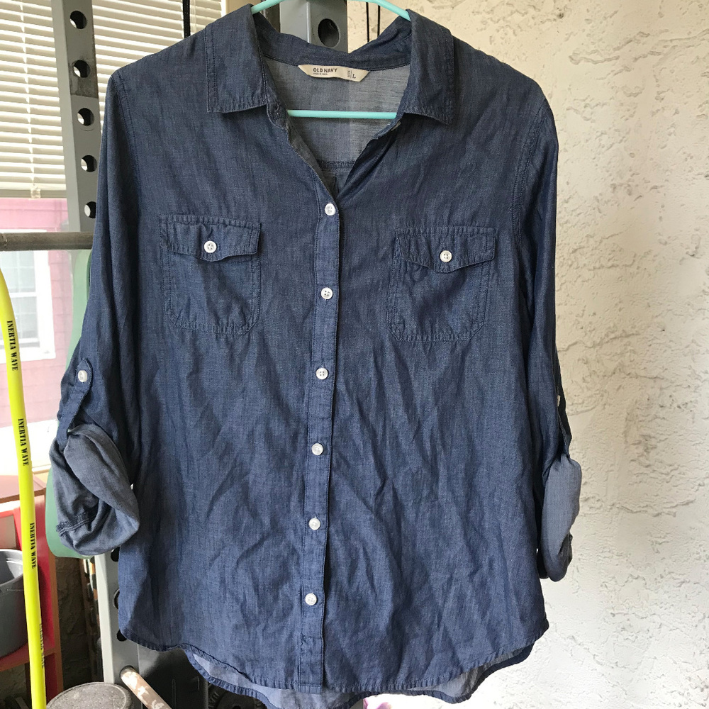 Old Navy chambray button up shirt
